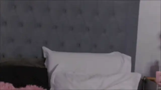 AlexisWhit online show from March 5, 8:21 am