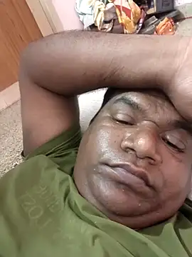 Snapshot of Idontmind367 chatting on April 16, 1:39 am Idontmind367 online show from April 16, 1:39 am