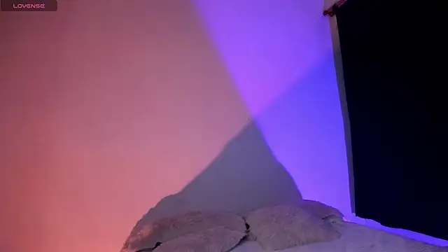 adara evanss online show from April 10, 12:49 am