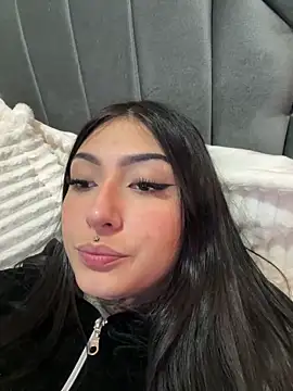 Lilith Thompson online show from October 20, 4:46 am