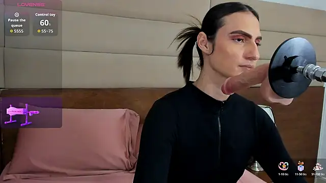 Snapshot of shantall_skinny chatting on November 20, 3:18 am shantall skinny online show from November 20, 3:18 am