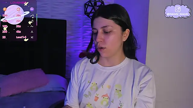 Melody Black  online show from November 28, 8:33 pm