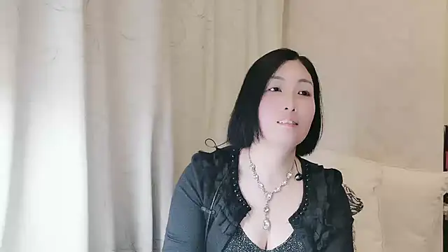 Rachel-6600 online show from April 19, 2:27 pm