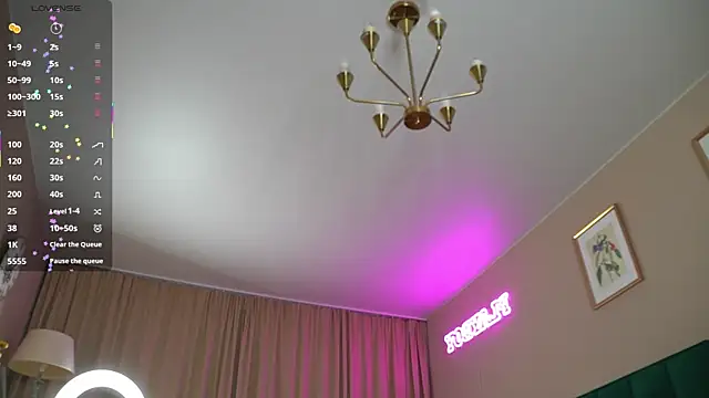 Snapshot of Sweet_Jealousy chatting on October 24, 8:33 am Sweet Jealousy online show from October 24, 8:33 am