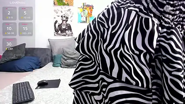 Snapshot of FindomGoddess1 chatting on July 7, 1:48 pm FindomGoddess1 online show from July 7, 1:48 pm