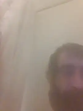 Snapshot of mayg chatting on December 17, 11:22 pm mayg online show from December 17, 11:22 pm