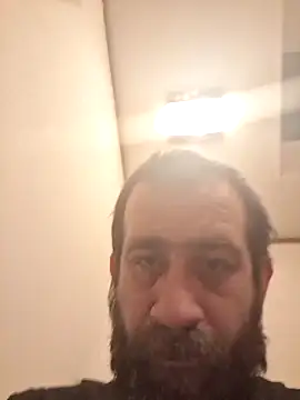 Snapshot of mayg chatting on March 21, 1:32 am mayg online show from March 21, 1:32 am