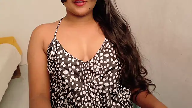 Cludi-New online show from June 19, 2:43 pm