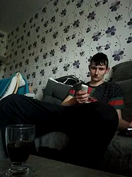 Snapshot of ThePython666 chatting on November 1, 2:41 pm ThePython666 online show from November 1, 2:41 pm