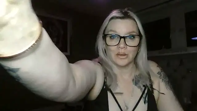 Curvy-Cleo online show from March 14, 10:16 pm