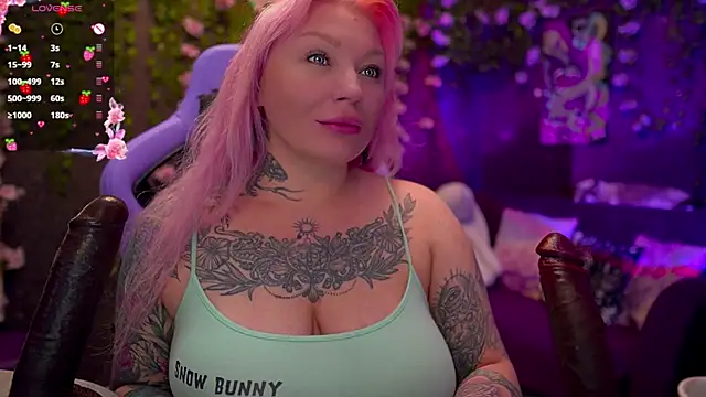 BlackedBarbie online show from October 17, 12:52 pm