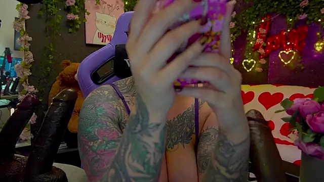 BlackedBarbie online show from February 15, 7:10 pm