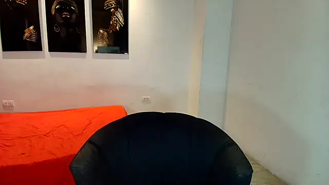 Snapshot of sexyvioletvalerious chatting on July 17, 2:34 pm sexyvioletvalerious online show from July 17, 2:34 pm