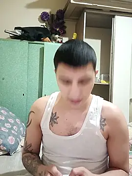 Snapshot of Kadir1320@xh chatting on March 13, 3:11 am Kadir1320xh online show from March 13, 3:11 am