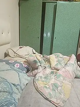 Snapshot of Kadir1320@xh chatting on March 13, 11:38 pm Kadir1320xh online show from March 13, 11:38 pm