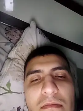 Snapshot of Kadir1320@xh chatting on February 1, 9:57 pm Kadir1320xh online show from February 1, 9:57 pm