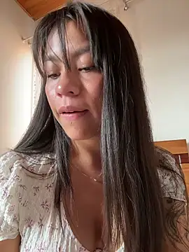 Snapshot of -Selene- chatting on February 11, 8:36 pm -Selene- online show from February 11, 8:36 pm