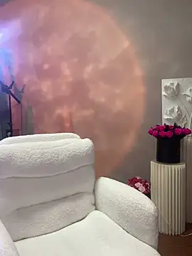 Snapshot of Baby-youyou chatting on March 18, 8:26 pm Baby-youyou online show from March 18, 8:26 pm