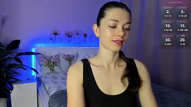 Eva McCoy online show from October 24, 7:38 am