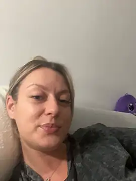 Snapshot of AnnastasiaMills chatting on June 25, 11:20 pm AnnastasiaMills online show from June 25, 11:20 pm