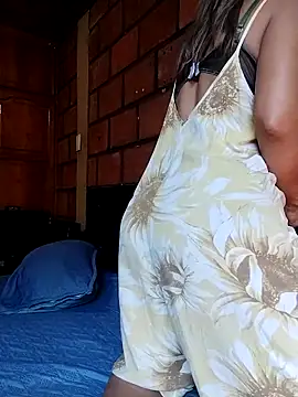 Snapshot of Lady_Lolla11 chatting on December 3, 2:04 pm Lady Lolla11 online show from December 3, 2:04 pm