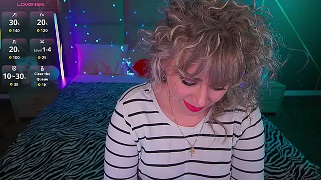 CandyLadyyy online show from March 28, 9:58 pm