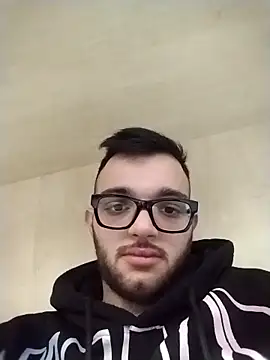 Snapshot of Francescodicristina44 chatting on February 25, 1:54 pm Francescodicristina44 online show from February 25, 1:54 pm