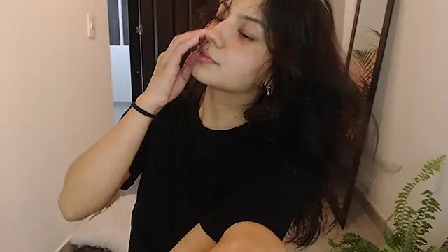 Snapshot of Asaray_T chatting on March 15, 12:38 am Asaray T online show from March 15, 12:38 am