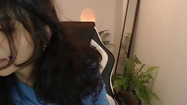 Snapshot of Asaray_T chatting on April 11, 2:16 am Asaray T online show from April 11, 2:16 am