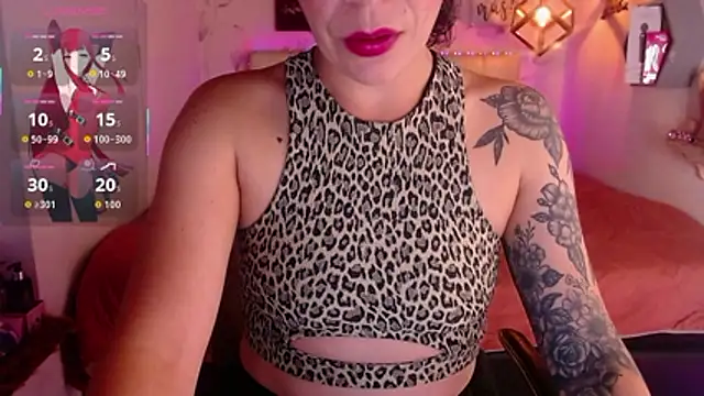 mia velvet1 online show from December 20, 3:30 pm