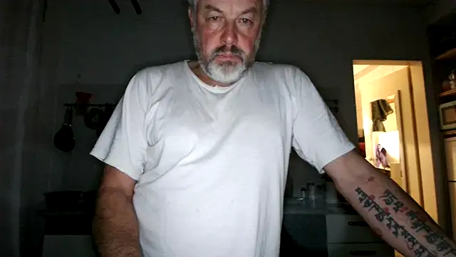 Berg Boy online show from October 28, 4:38 am