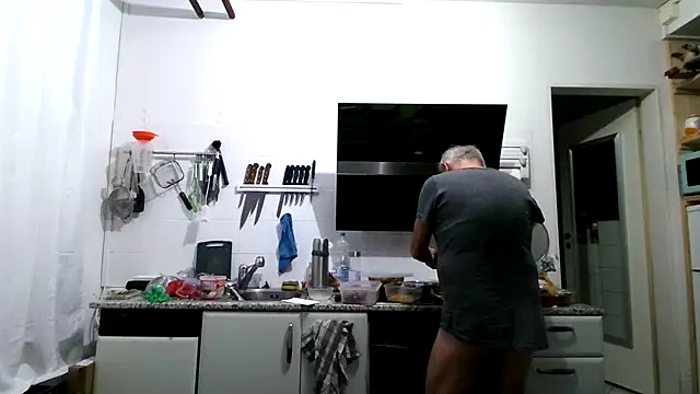 Berg Boy online show from March 26, 4:40 am