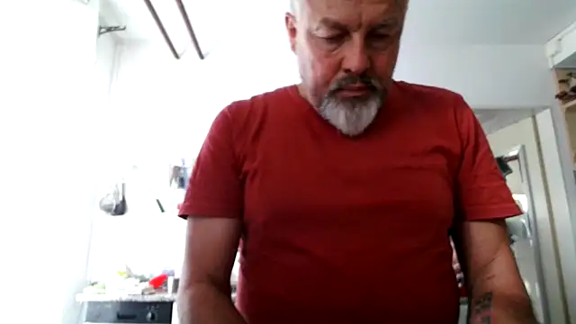 Berg Boy online show from April 7, 3:56 pm