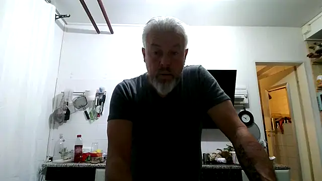 Berg Boy online show from April 11, 2:49 am