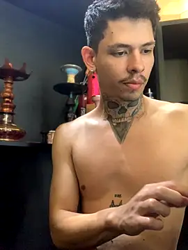 Snapshot of craxybaby chatting on November 21, 1:21 pm craxybaby online show from November 21, 1:21 pm