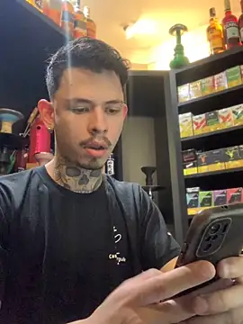 Snapshot of craxybaby chatting on November 28, 3:25 pm craxybaby online show from November 28, 3:25 pm