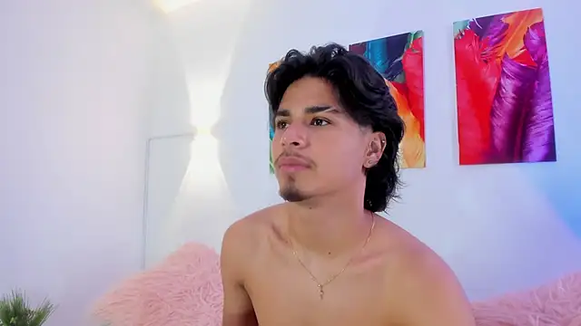 MathewAdams online show from November 19, 6:41 pm