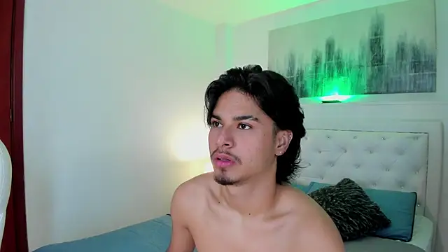 MathewAdams online show from January 9, 6:31 pm