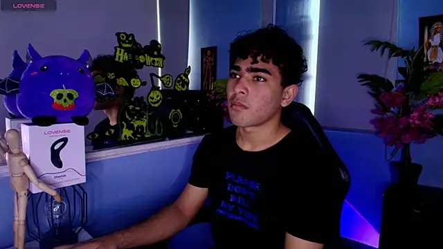 LucasCarterr  online show from October 13, 8:42 pm