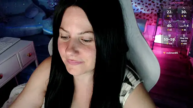 Snapshot of BellaStar84 chatting on July 16, 8:42 am BellaStar84 online show from July 16, 8:42 am
