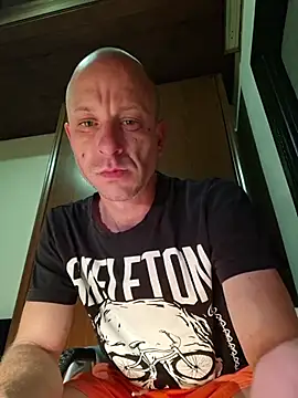 svenpfeifer online show from July 11, 11:50 pm