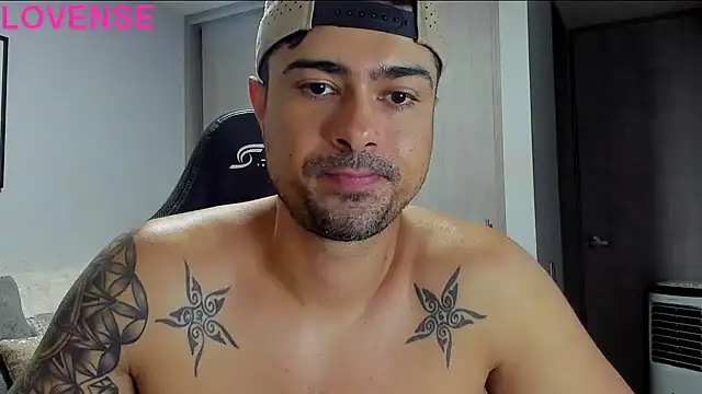 Snapshot of Dante_Storm chatting on September 21, 6:53 pm Dante Storm online show from September 21, 6:53 pm