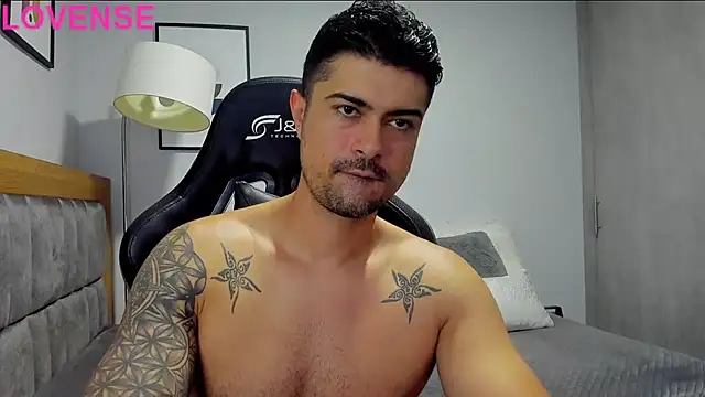 Snapshot of Dante_Storm chatting on September 25, 11:19 pm Dante Storm online show from September 25, 11:19 pm