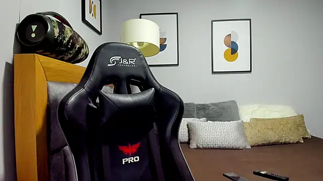 Dante Storm online show from December 14, 8:52 am