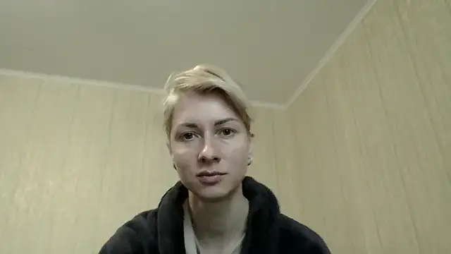 Snapshot of _Black-Panther_ chatting on May 14, 9:27 am Black-Panther online show from May 14, 9:27 am