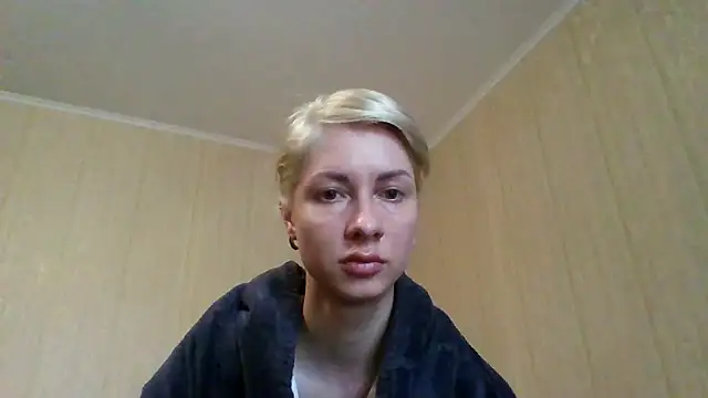 Snapshot of _Black-Panther_ chatting on June 10, 7:40 am Black-Panther online show from June 10, 7:40 am