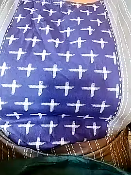 Snapshot of Sweet_aanu chatting on November 8, 6:35 am Sweet aanu online show from November 8, 6:35 am