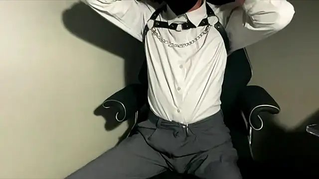 Snapshot of one_app chatting on November 23, 1:33 pm one app online show from November 23, 1:33 pm