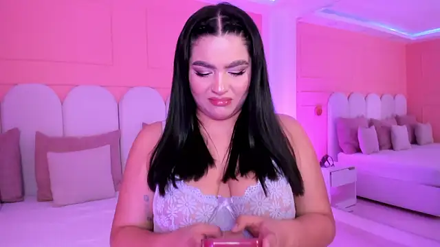 eva sainnt online show from March 27, 3:01 am