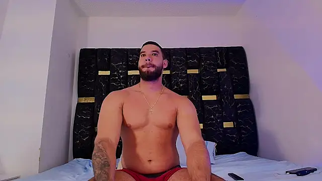 Snapshot of chris_blake__ chatting on November 7, 8:09 pm chris blake online show from November 7, 8:09 pm